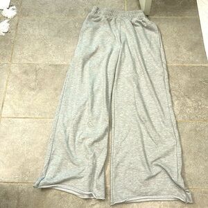 NEVER WORN. gray sweatpants.
